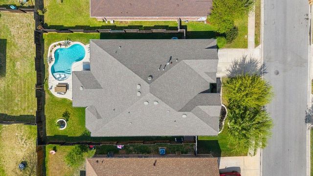 13808 Field Stream LN, Manor, TX 78653