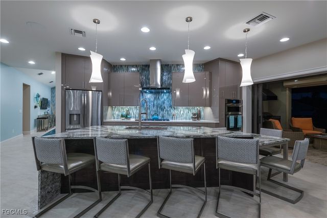 1407 SW 53rd TER, Cape Coral, FL 33914