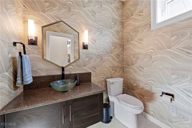 1407 SW 53rd TER, Cape Coral, FL 33914