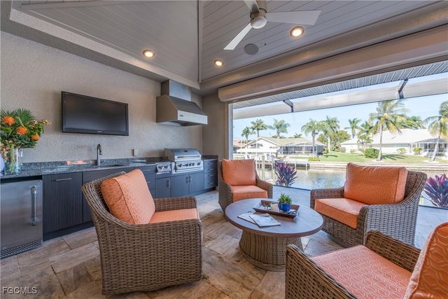 1407 SW 53rd TER, Cape Coral, FL 33914