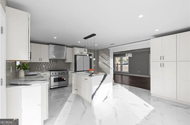 7530 Spalding Lane, Atlanta, GA 30350