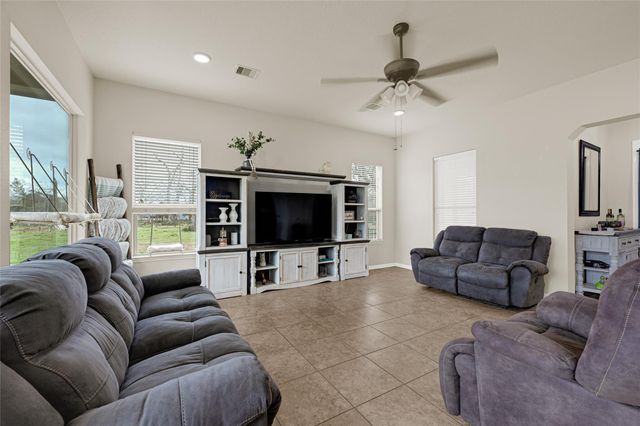 4108 County Road 356, Brazoria, TX 77422