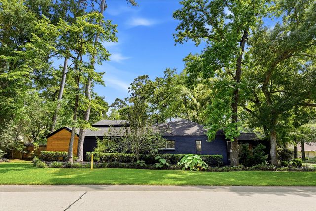 2701 Crossvine Circle, The Woodlands, TX 77380