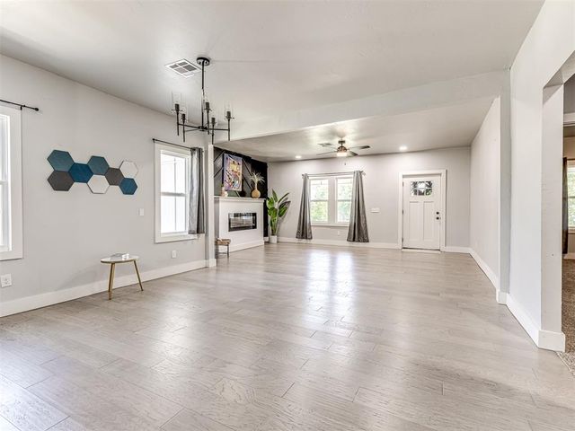 1901 W Park Place, Oklahoma City, OK 73106