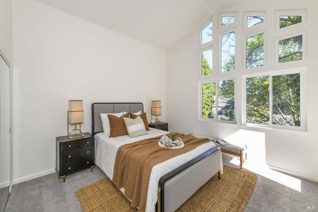 137 Koch Rd, Corte Madera, CA 94925