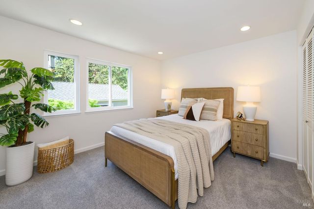 137 Koch Rd, Corte Madera, CA 94925