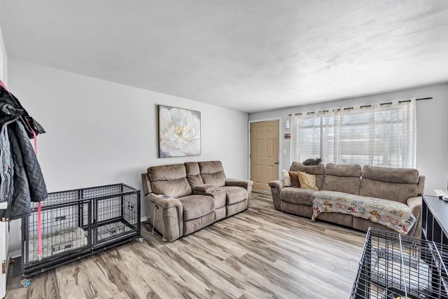 708 N FERNMEADOW DRIVE, Appleton, WI 54915