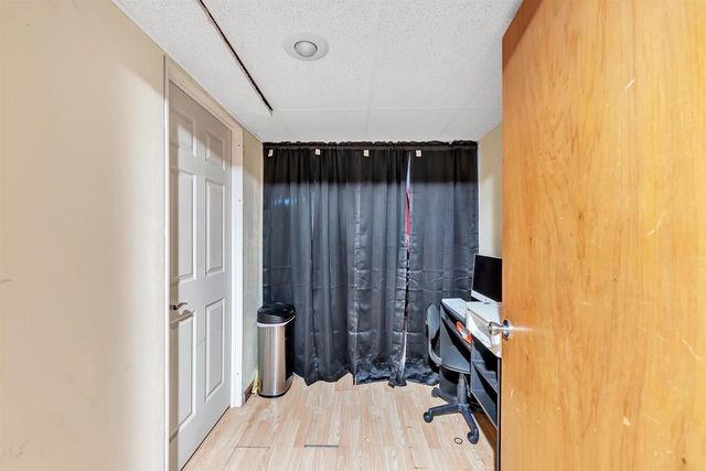 708 N FERNMEADOW DRIVE, Appleton, WI 54915