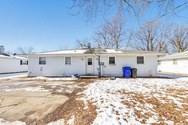 708 N FERNMEADOW DRIVE, Appleton, WI 54915