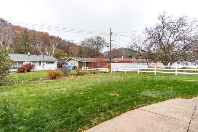 4021 Terrace DRIVE, La Crosse, WI 54601