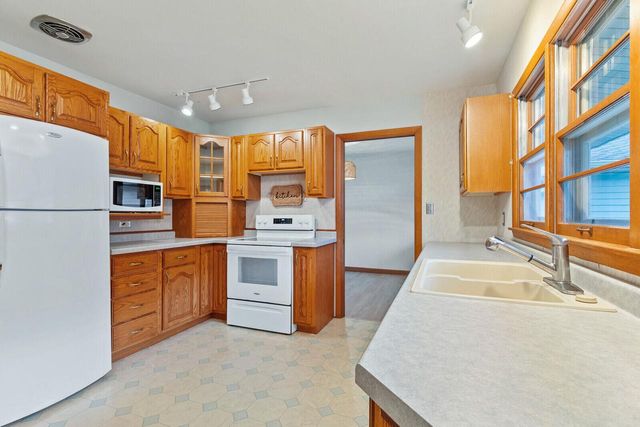 4021 Terrace DRIVE, La Crosse, WI 54601