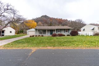4021 Terrace DRIVE, La Crosse, WI 54601
