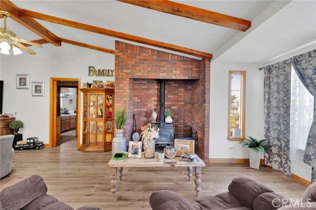 10276 Aster Road, Oak Hills, CA 92344