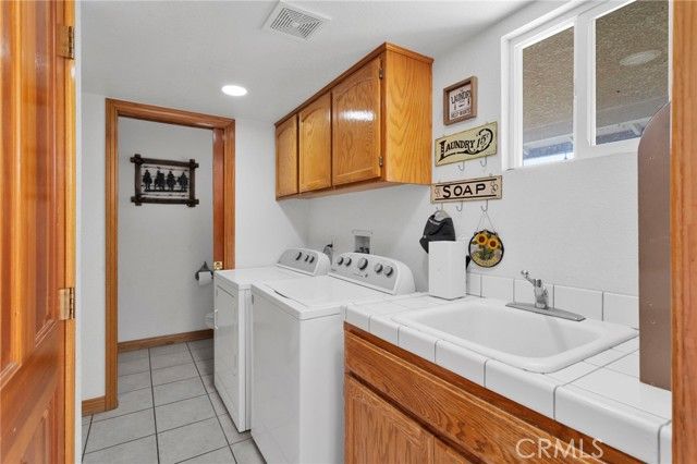 10276 Aster Road, Oak Hills, CA 92344