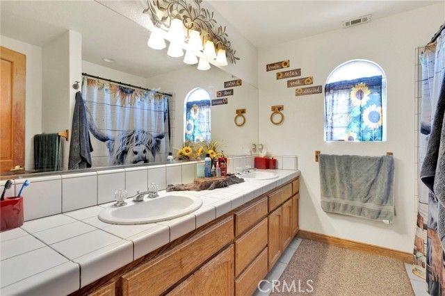 10276 Aster Road, Oak Hills, CA 92344