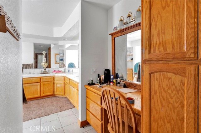 10276 Aster Road, Oak Hills, CA 92344