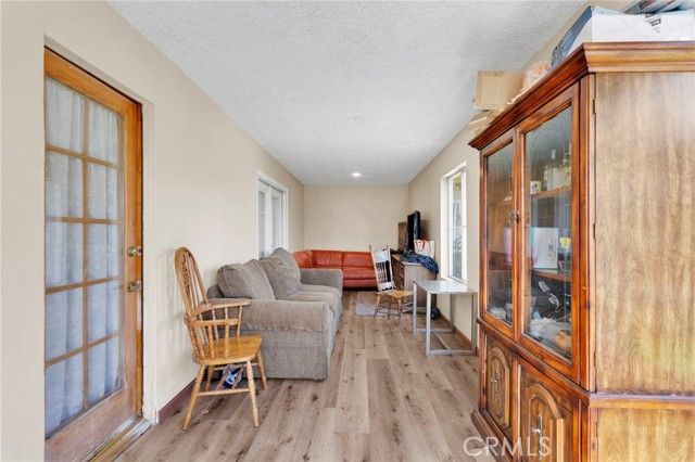 10276 Aster Road, Oak Hills, CA 92344