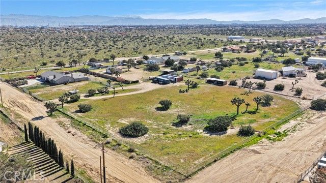 10276 Aster Road, Oak Hills, CA 92344