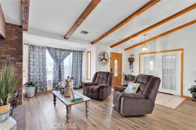 10276 Aster Road, Oak Hills, CA 92344