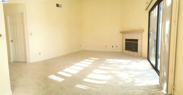 21103 Gary Dr 304D, Hayward, CA 94546