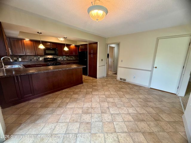 2953 Footman Drive, East Lansing, MI 48823