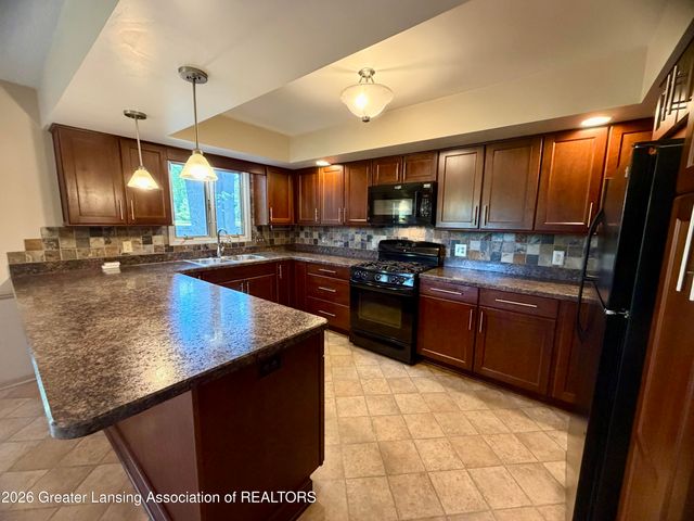 2953 Footman Drive, East Lansing, MI 48823