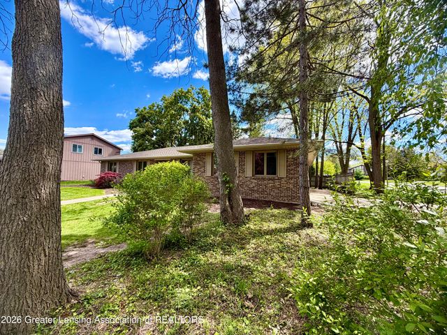2953 Footman Drive, East Lansing, MI 48823