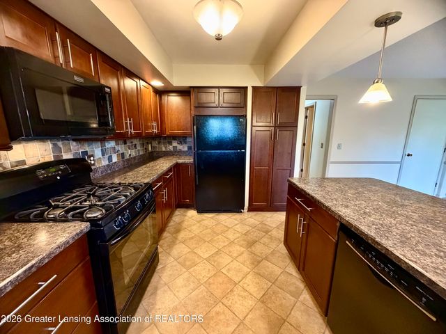 2953 Footman Drive, East Lansing, MI 48823