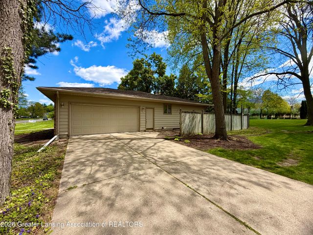 2953 Footman Drive, East Lansing, MI 48823