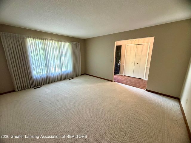 2953 Footman Drive, East Lansing, MI 48823