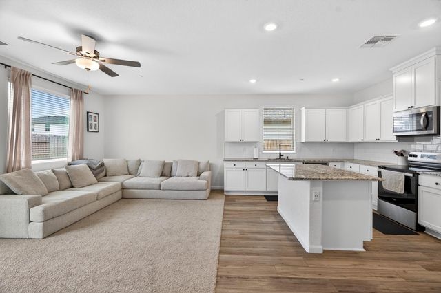 10434 Sabbath Ln, Stockton, CA 95212