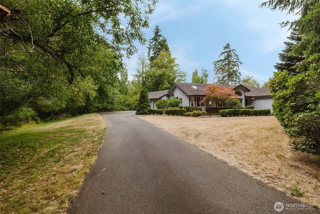 7063 E Owl Ridge Lane, Port Orchard, WA 98366