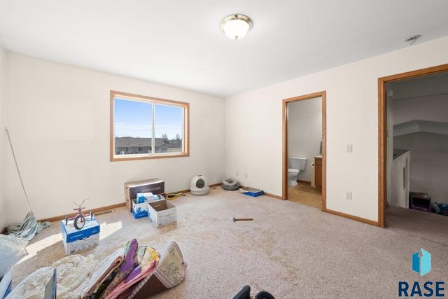 220 S Augusta Ave Avenue, Brandon, SD 57005