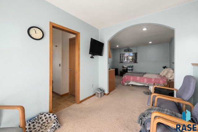 220 S Augusta Ave Avenue, Brandon, SD 57005