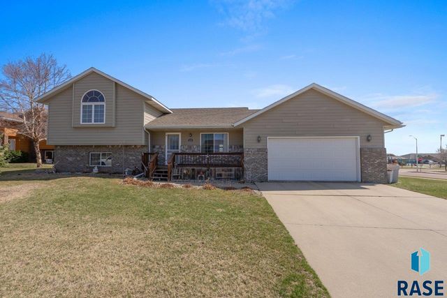 220 S Augusta Ave Avenue, Brandon, SD 57005