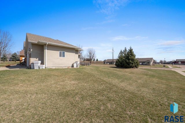 220 S Augusta Ave Avenue, Brandon, SD 57005