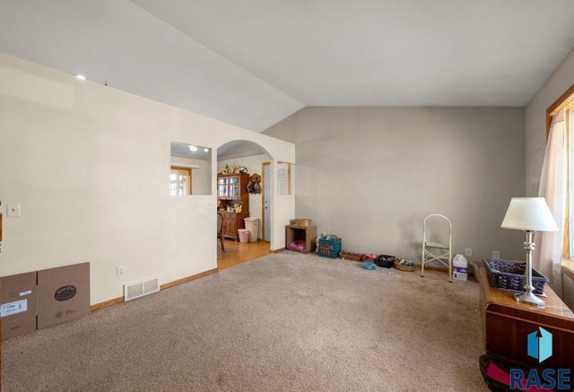 220 S Augusta Ave Avenue, Brandon, SD 57005