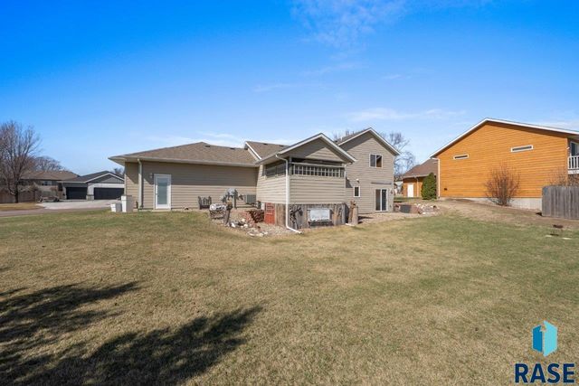 220 S Augusta Ave Avenue, Brandon, SD 57005