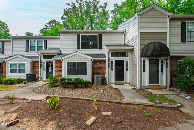 7831 Falcon Rest Circle, Raleigh, NC 27615