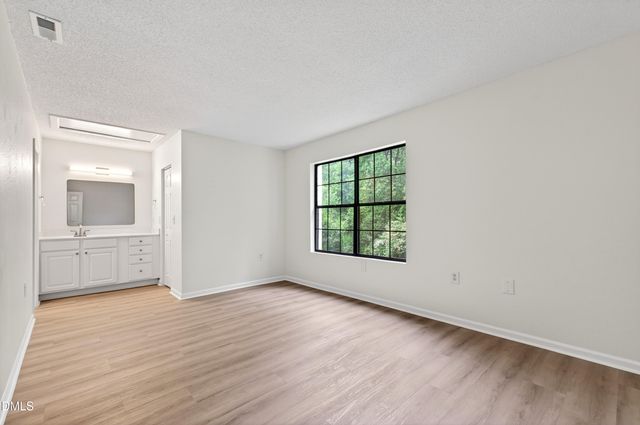 7831 Falcon Rest Circle, Raleigh, NC 27615