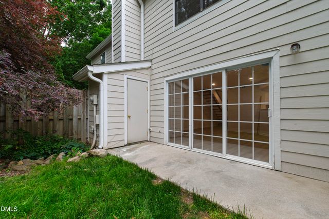 7831 Falcon Rest Circle, Raleigh, NC 27615