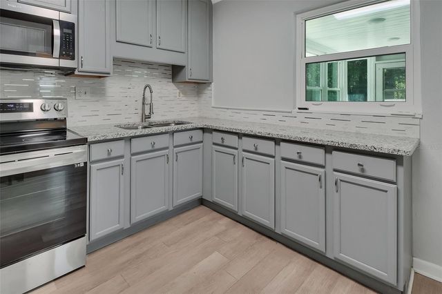 503 FAIRFIELD AVENUE, Deland, FL 32720