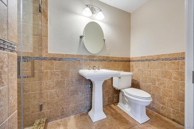 1153 Savoy Drive, Melville, NY 11747