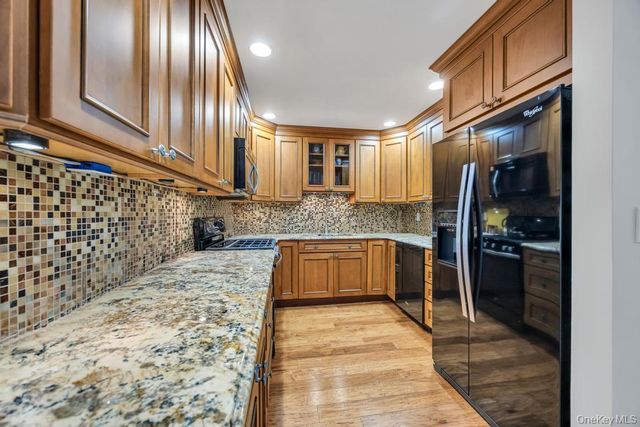 1153 Savoy Drive, Melville, NY 11747