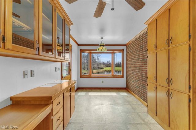 5500 N Ridge Road, Madison, OH 44057