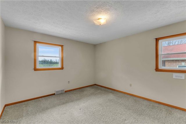 5500 N Ridge Road, Madison, OH 44057