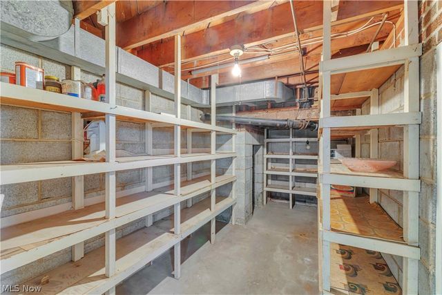 5500 N Ridge Road, Madison, OH 44057