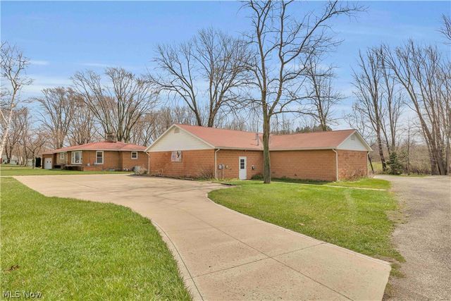 5500 N Ridge Road, Madison, OH 44057