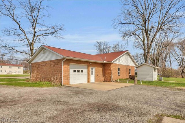 5500 N Ridge Road, Madison, OH 44057