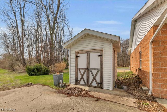 5500 N Ridge Road, Madison, OH 44057